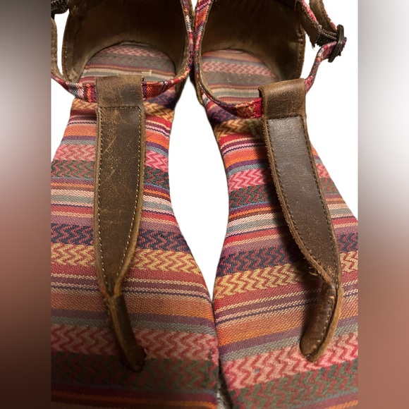 TOMS - Playa Tribal Multi Color Woven T Strap Sandals Size 6 - Picture 5 of 9
